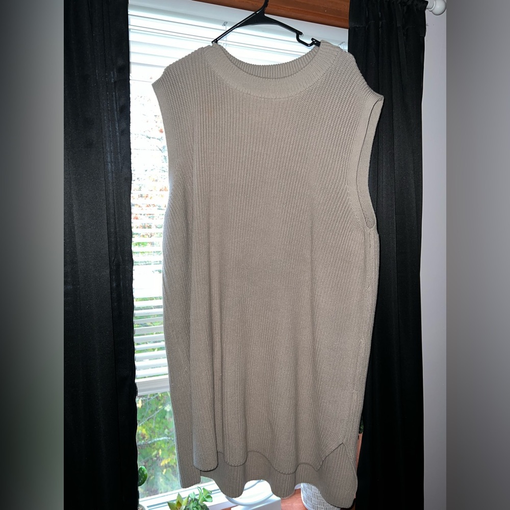 Beige, H&M, sweater vest-dress